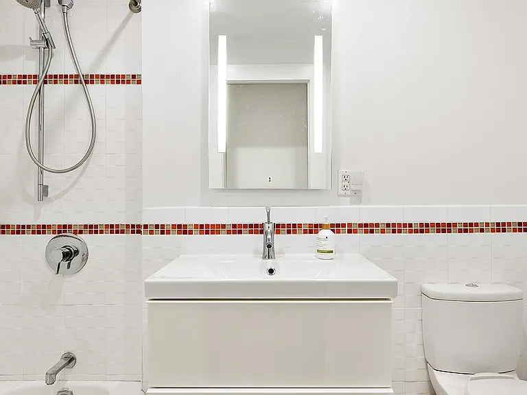 31 Saint Marks Ave #2 — Photo 11