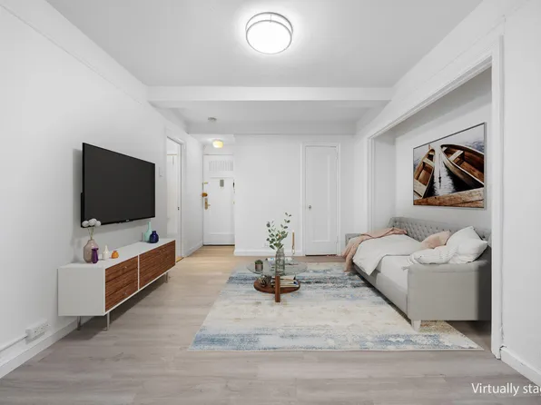 25 Tudor City Place image 5 of 12