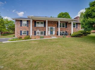 5106 Springview St, Kingsport, TN 37664