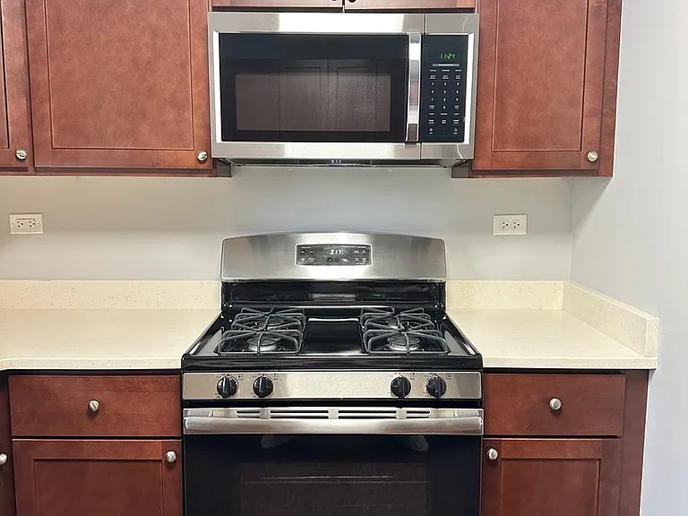 201 Penny Ave #2C — Photo 3