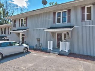 31 Abington Gardens Dr, Clarks Summit, PA 18411