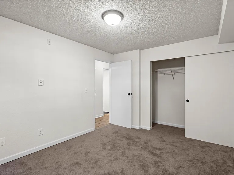 2 Bed 1 Bath - Standard - 856 Sq Ft 2 Bed 1 Bath - Standard - 856 Sq Ft