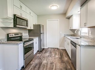 1909 Teton Trl, Minneapolis, MN 55444