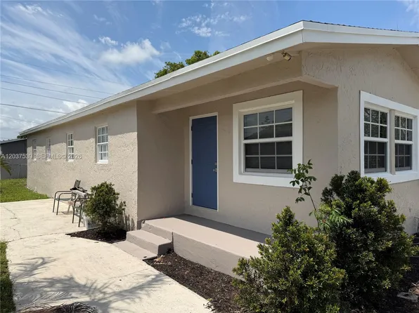 2910 NW 25th St, Fort Lauderdale, FL 33311