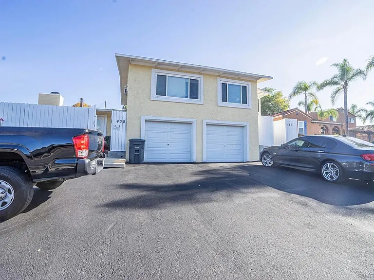 432 Civic Center Dr — Photo 7