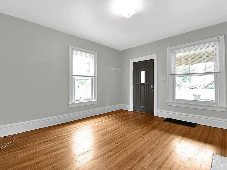 97 E Frambes Ave — Photo 8