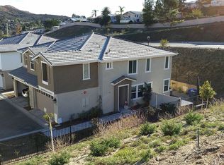 8728 Sage Shadow Dr, Lakeside, CA 92040