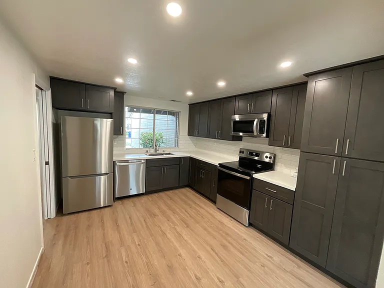 131 Pelican Loop — Photo 5