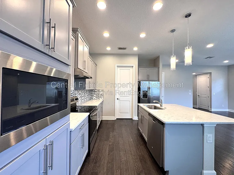13808 Chauvin Ave — Photo 11