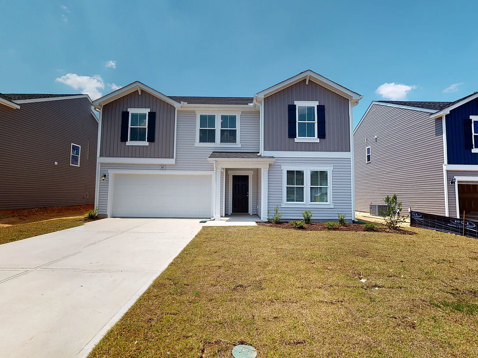 5 bed, 2503 sqft, $2,050 — Photo 1
