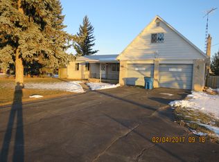 2144 W Hill Rd, Flint, MI 48507