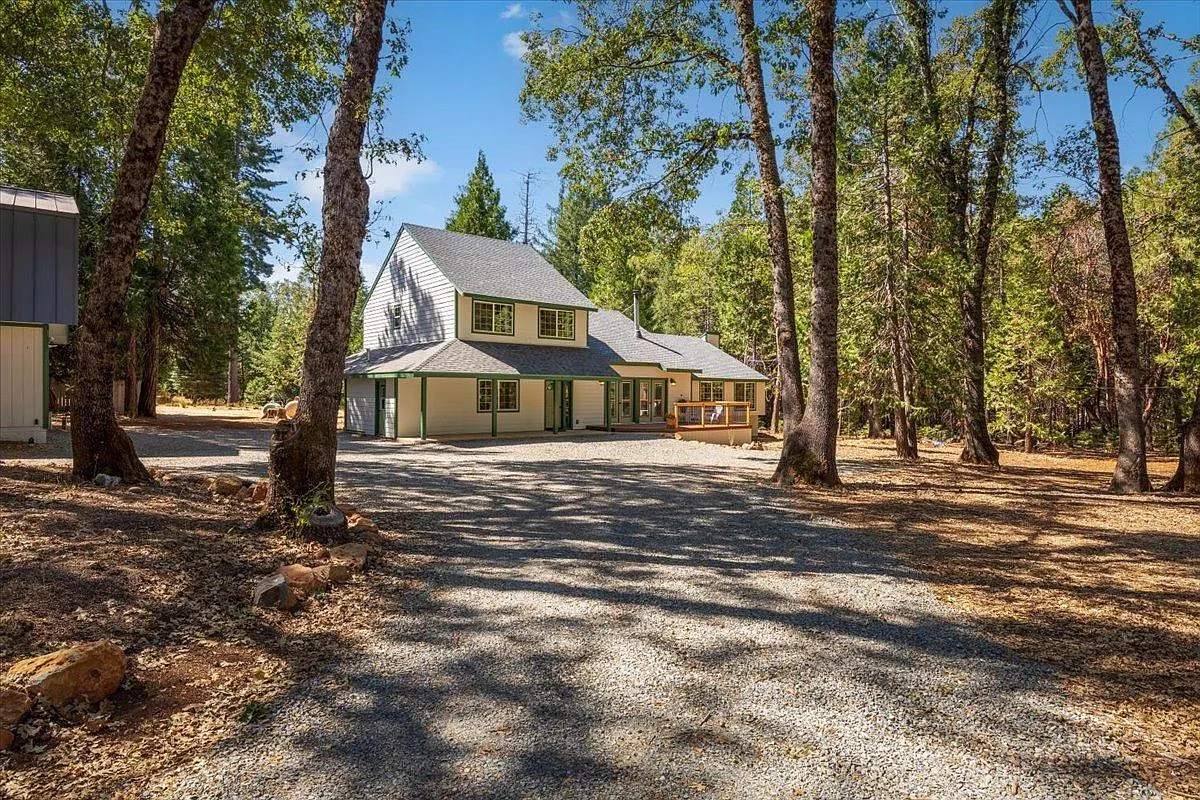 13763 Lightning Tree Rd photo 1