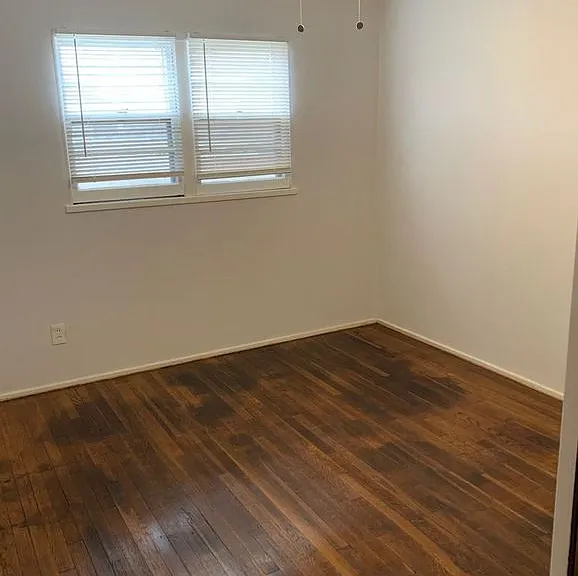 5142 Crockett St — Photo 17