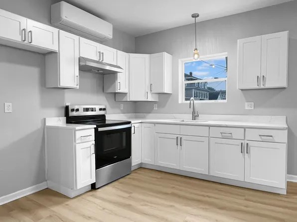 186 Rodman St #1, Fall River, MA 02721