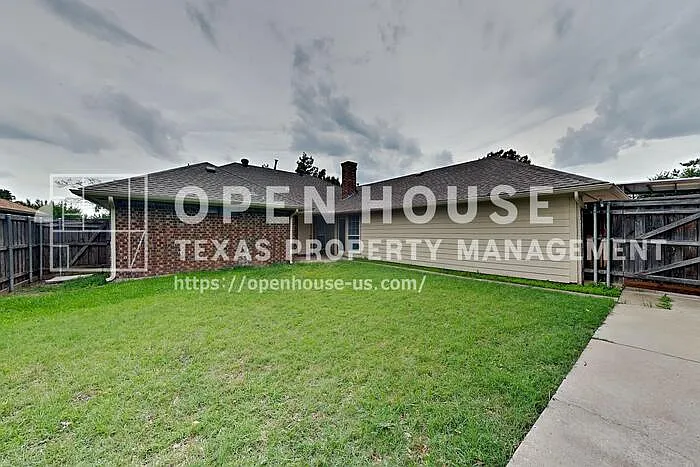 1601 Barclay Dr — Photo 18
