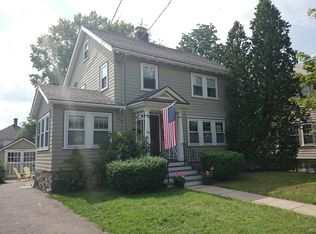 262 Willow St, West Roxbury, MA 02132