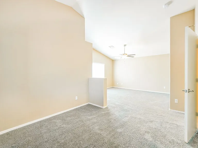 803 S Chatsworth St — Photo 9