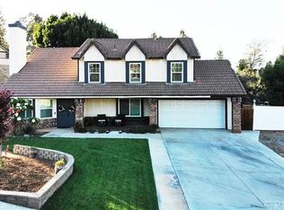 11277 Heathcliff Dr, Riverside, CA 92505