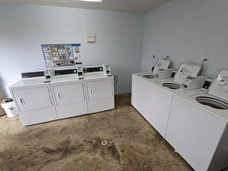 1765 SW Tamarack St — Photo 31