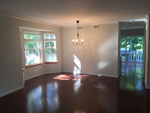 3rd image of 1609 Orchard Ct