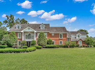 15203 Wildwood Cir, Magnolia, TX 77354