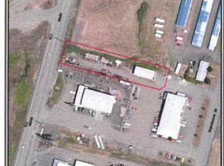 180 Weyerhaeuser Dr N, Roseburg, OR 97470