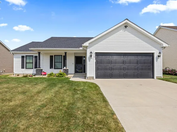 616 Chardonnay Cir, Vermilion, OH 44089