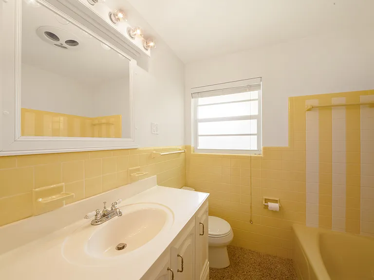 2022 Collier Ave — Photo 25
