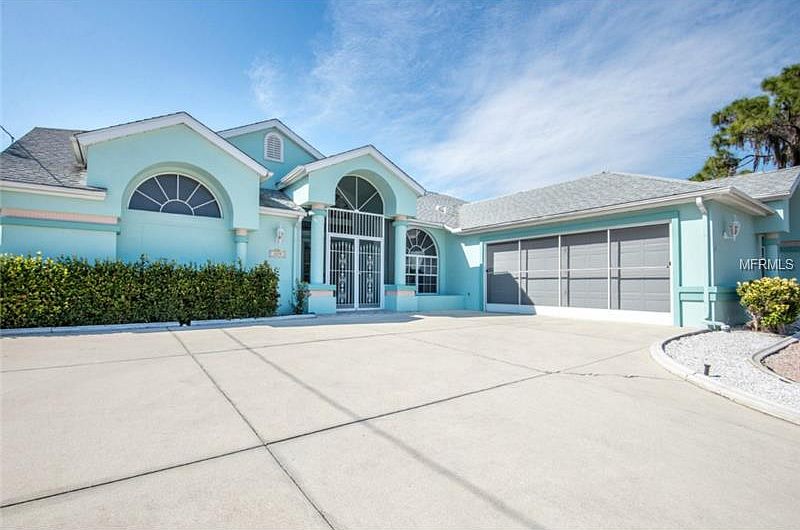 1st image of 229 Rotonda Cir