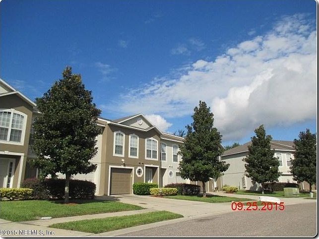 1st image of 11589 Hickory Oak Dr