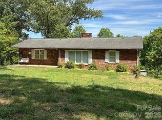 5212 Walter Starnes Pl, Granite Falls, NC 28630