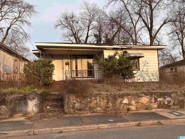 915 19th Pl SW, Birmingham, AL 35211