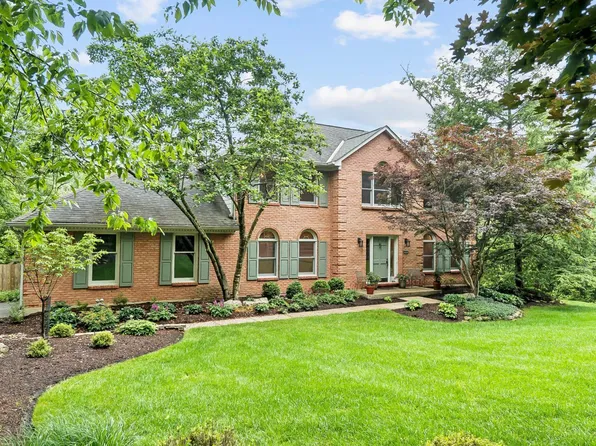 3057 Fox Den Ln, Cincinnati, OH 45244