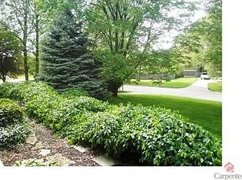 4th image of 1847 Skyline Dr