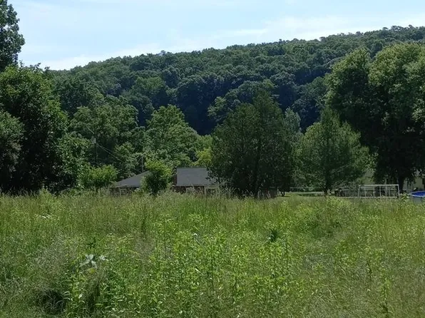 106 Edwards St, Everett, PA 15537