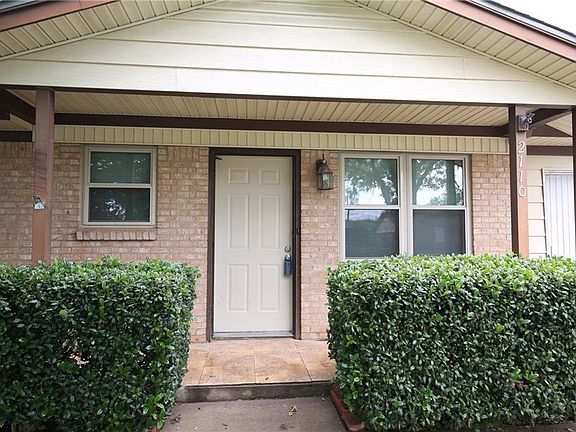 2nd image of 2110 SE 26th Ave