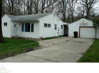 1867 E Haslett Rd, Williamston, MI 48895