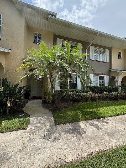 1st image of 12634 Weston Dr