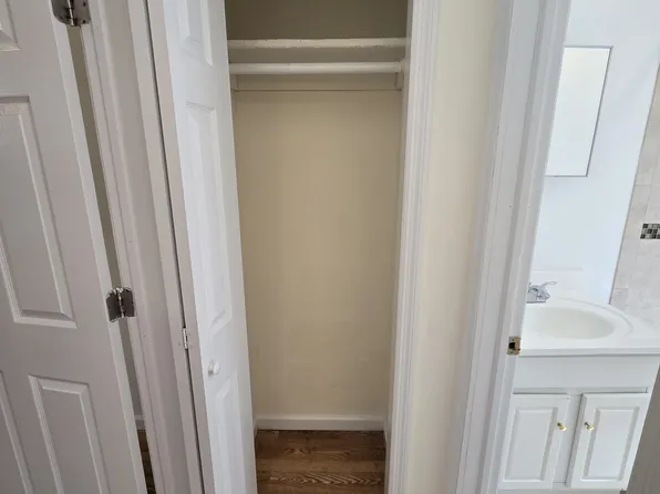 33 Bank Street image 10 of 15