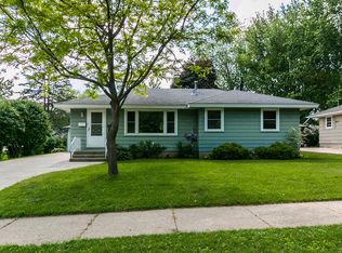 1527 10th Ave NE, Rochester, MN 55906