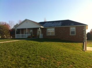 6701 Sunrise Acres Dr, Jefferson City, MO 65101