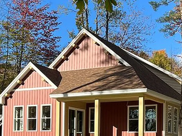 1 Winter Dr, Embden, ME 04958