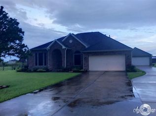 4526 Majestic Dr, Cove, TX 77523