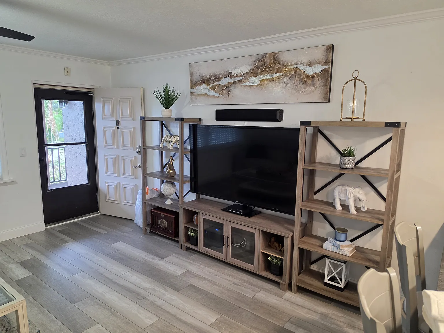 1 bed, 580 sqft, $1,995 — Photo 4