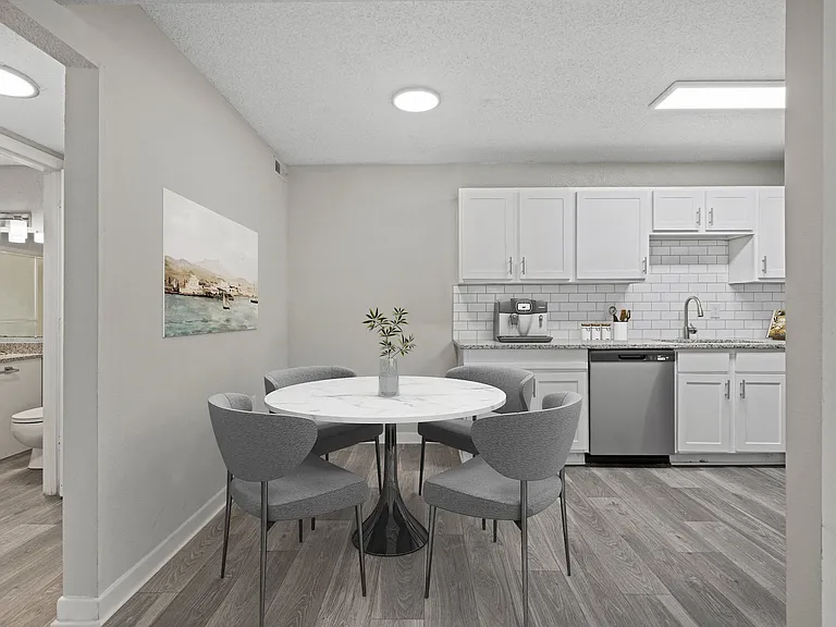 Summit Village Apartments — Photo 10