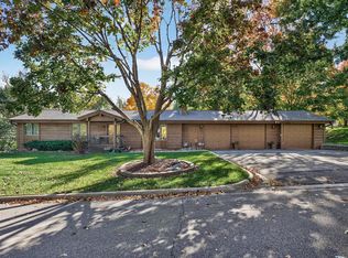 18869 Clear View Dr, Minnetonka, MN 55345