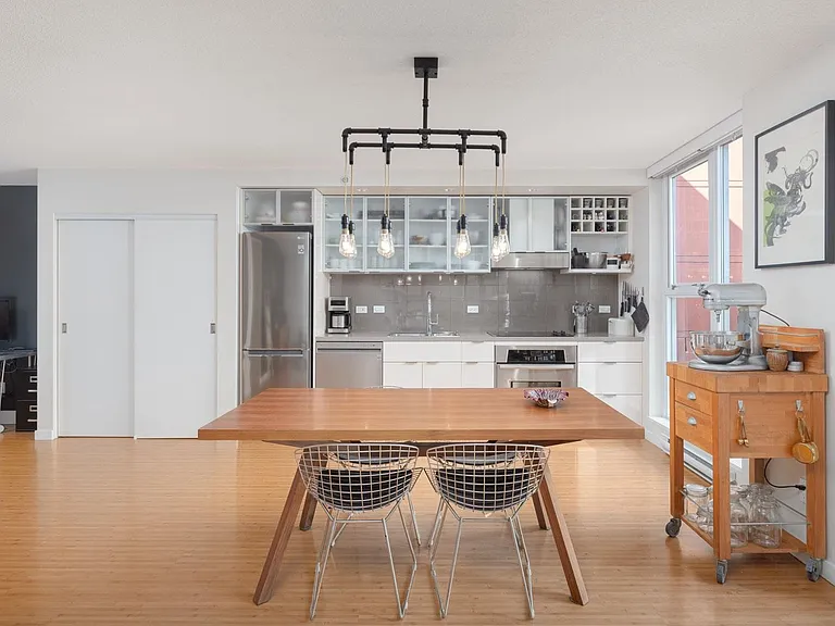 168 Powell St #601 — Photo 2