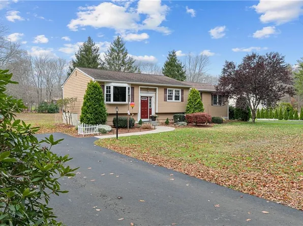 143 Bowen Hill Rd, Coventry, RI 02827