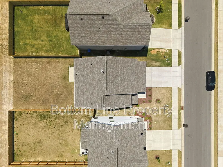 24 Blackthorn Ln — Photo 8