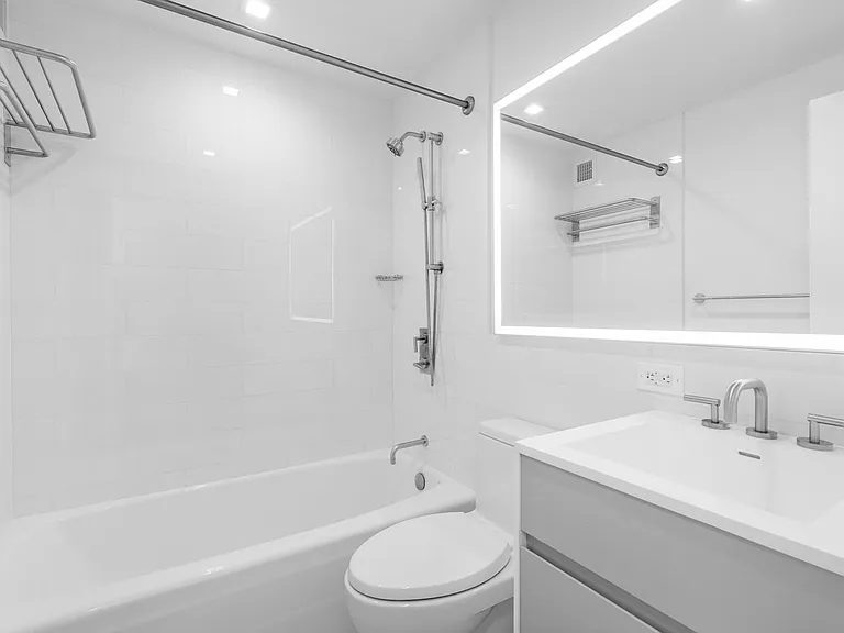124 W 60th St #16D — Photo 9